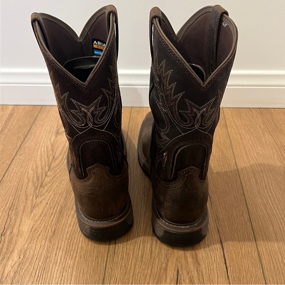 Ariat Work Boots - Men’s 9.5 EE - Leather Waterproof Square Toe - Picture 4 of 9